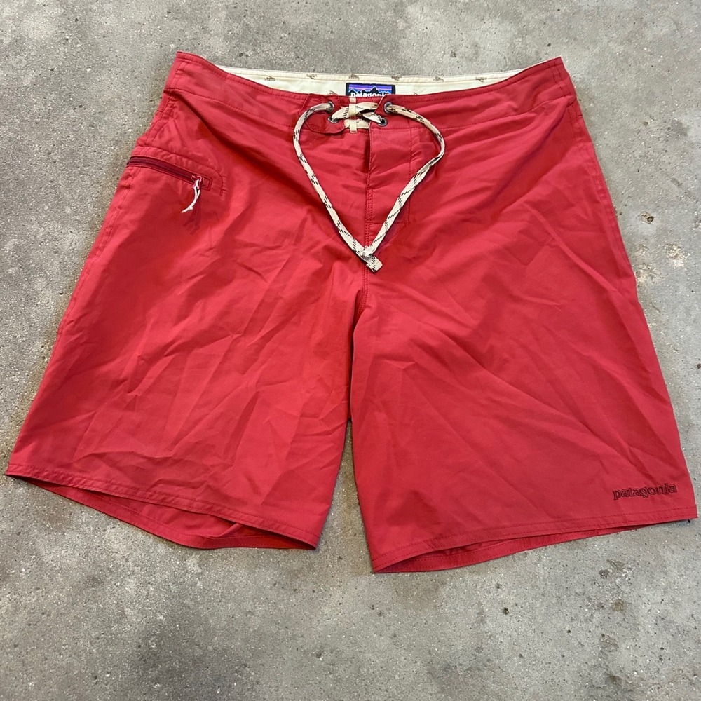 Patagonia Board Shorts Men 32 Red Wavefarer‎ Swim Trunks 86615SP16